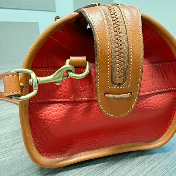 RARE Red Vintage Dooney & Bourke All Weather Leather Gladstone Bag - Picture 9 of 11